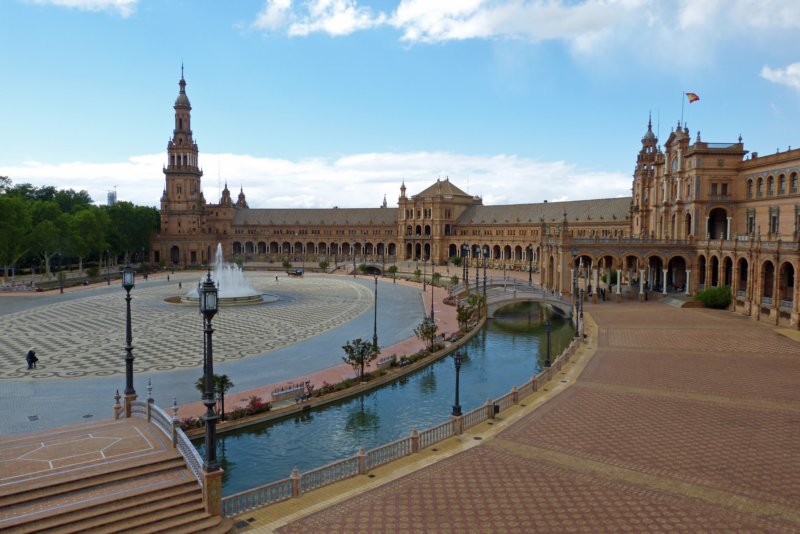 plazadeespanainsevilla4.jpg