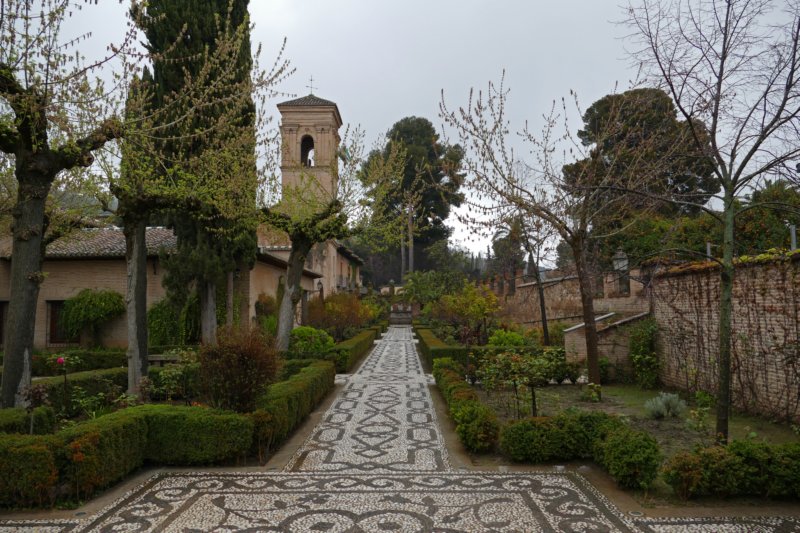 alhambrageneralife4.jpg