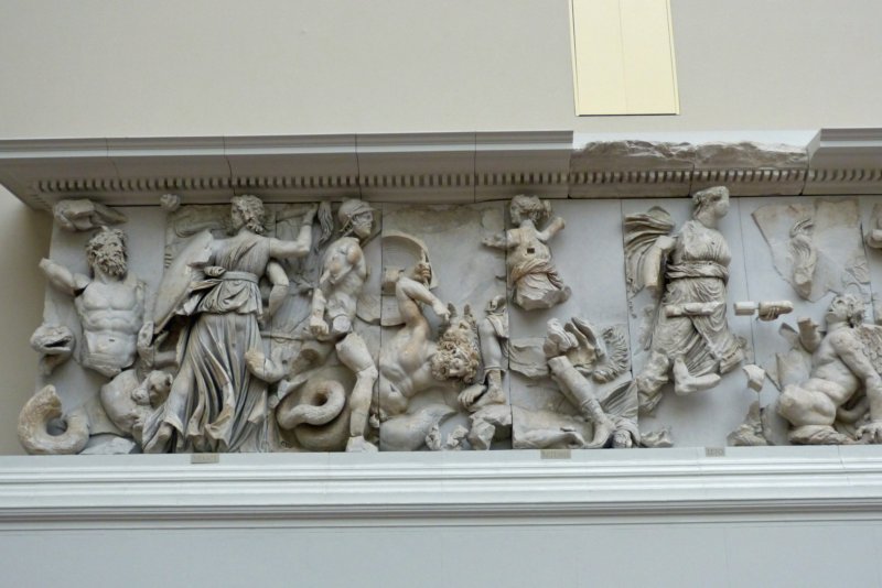 pergamonaltaar4.jpg