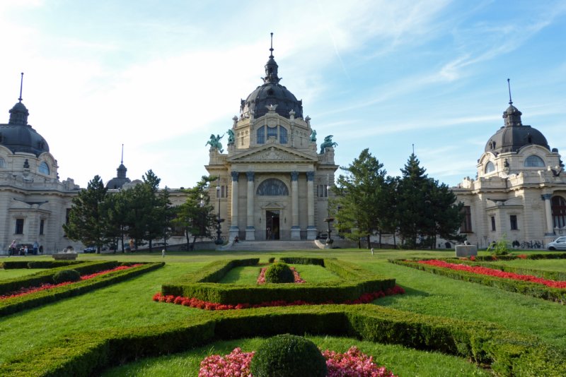 gevelszechenyibaden.jpg