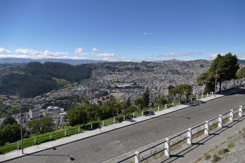 quitocerropanecillo2.jpg