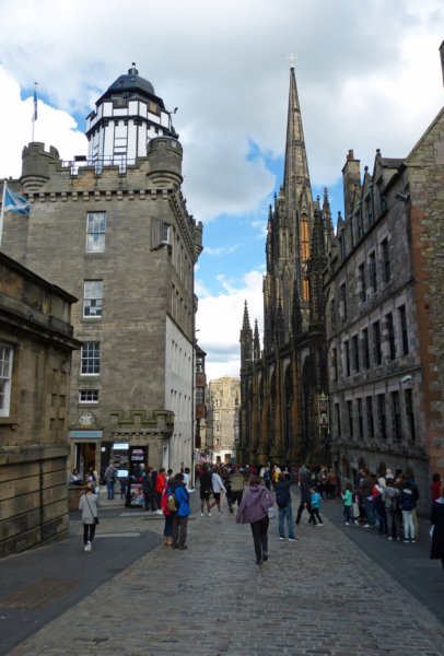 castlehill.jpg