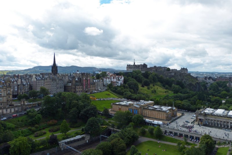 scottmonument3.jpg