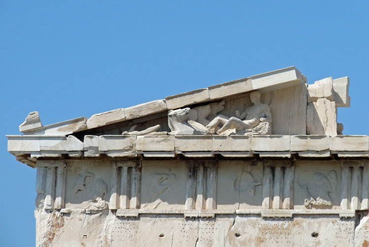 voorgevelparthenon.jpg
