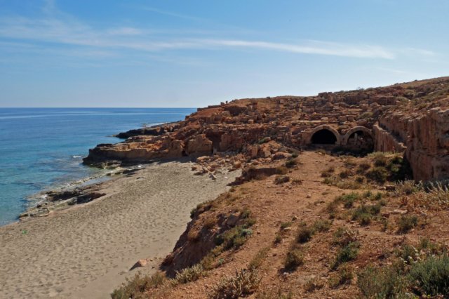 apolloniaakropolis.jpg