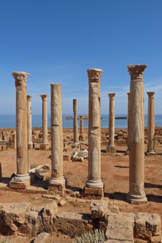 apolloniaoostbasilica3.jpg