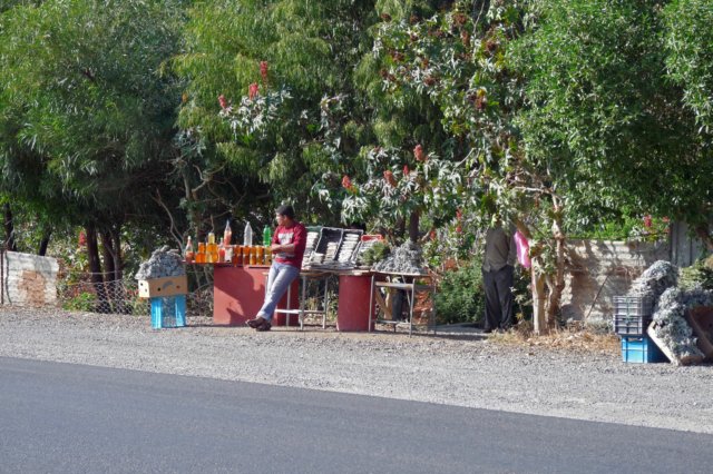 jebelakdarhoningverkopers.jpg