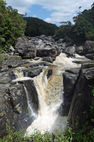 andriamamovokawaterval.jpg