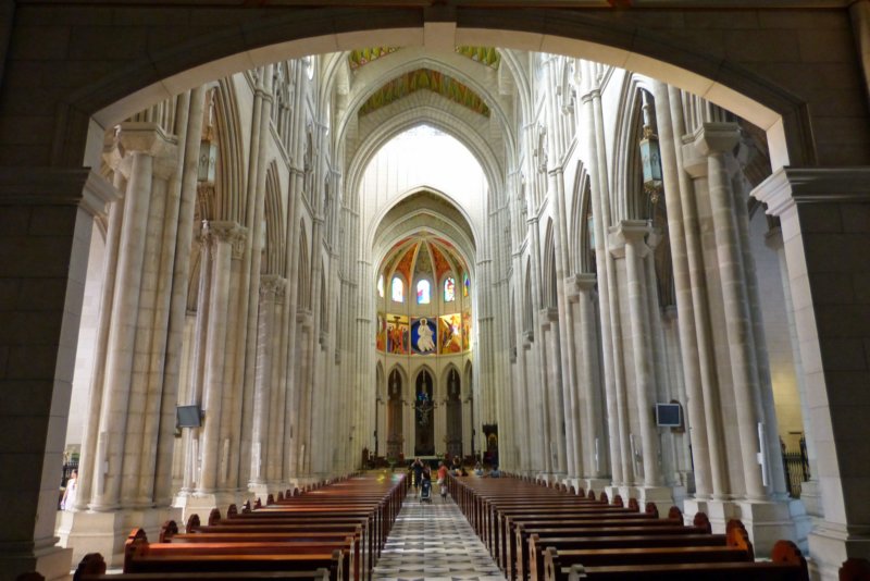 catedraldelaalmudena2.jpg