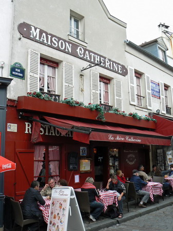 restaurantplacedelaterre.jpg