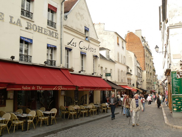 typischstraatjemontmartre.jpg