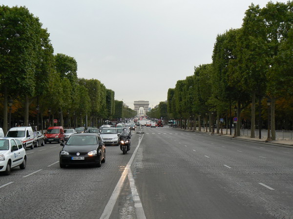 vluchtheuvelchampselysees.jpg