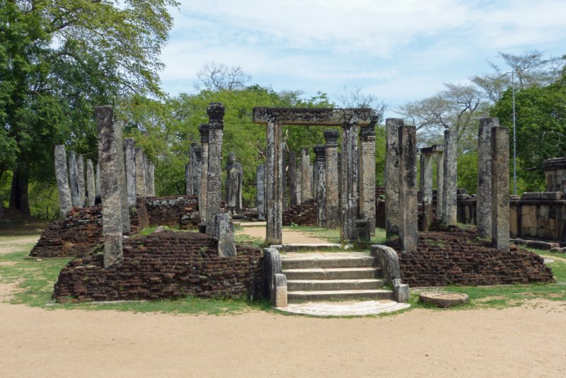 atadagepolonnaruwa.jpg