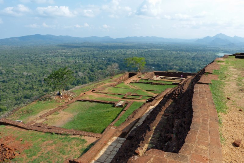 sigiriya4.jpg