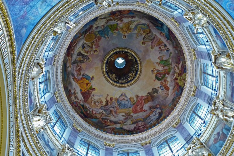 interieurizaakkathedraal3.jpg