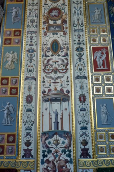 winterpaleisrafaelloggia2.jpg