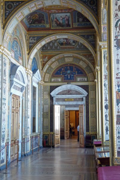 winterpaleisrafaelloggia5.jpg