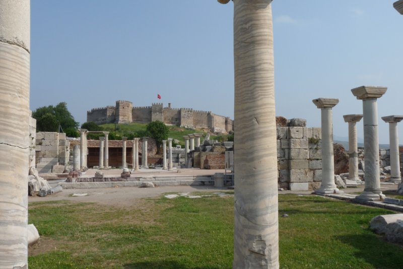 selcukjohannesbasiliekzichtopcitadel.jpg