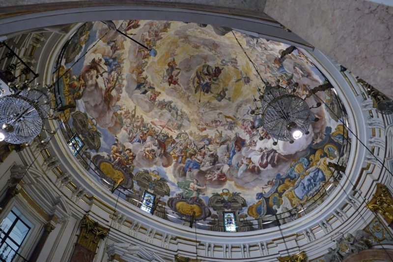 basilicavirgendelosdesamparados2.jpg
