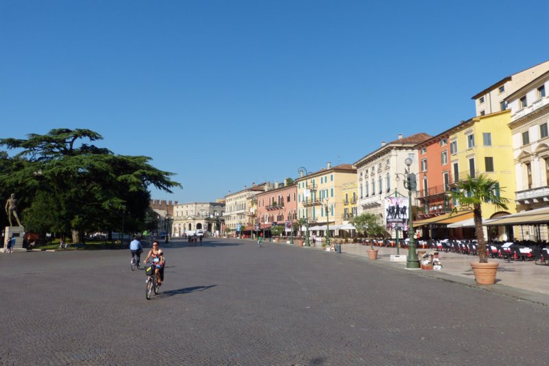 piazzabra4.jpg