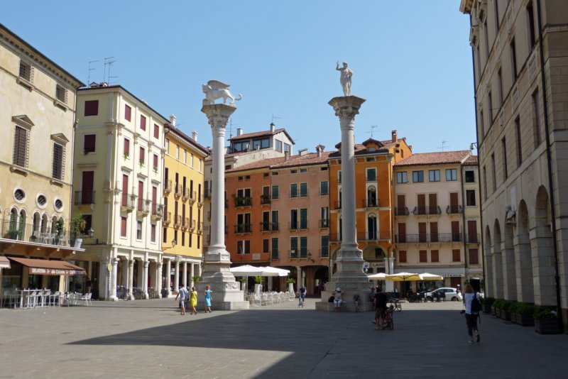 piazzadeisignori3.jpg