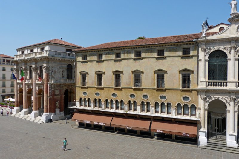 piazzadeisignori5.jpg