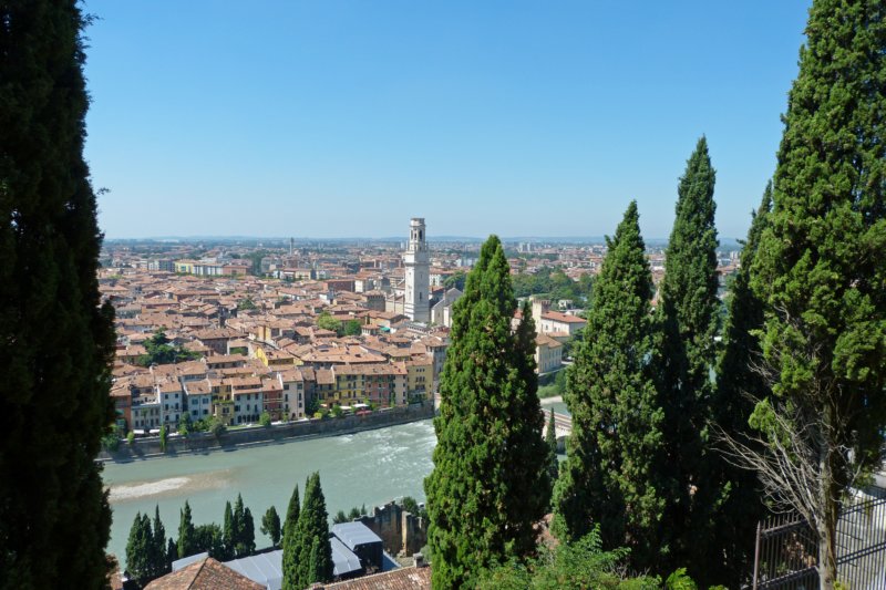 uitzichtcastelsanpietro.jpg